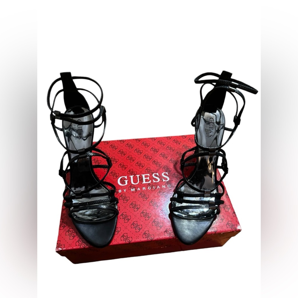 Woman’s Guess by Marciano Gwnolana Strappy 4” High Heels Size 8.5